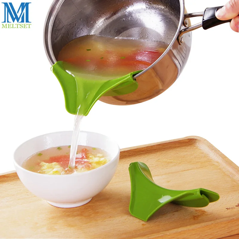 1PC Anti-spill Spaghetti Beans Colanders & Strainers Kitchen Draining Tools Silicone Funnel For Soup Pot And Pans
1PC Anti-spill Spaghetti Beans Colanders & Strainers Kitchen Draining Tools Silicone Funnel For Soup Pot And Pans