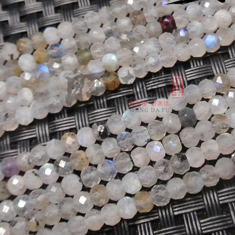 2x3/3x4mm Natural Gray Labradorite Stone Beads Rondelle Spacer Faceted DIY Loose Beads For Jewelry Making beads Accessories 15''
2x3/3x4mm Natural Gray Labradorite Stone Beads Rondelle Spacer Faceted DIY Loose Beads For Jewelry Making beads Accessories 15''