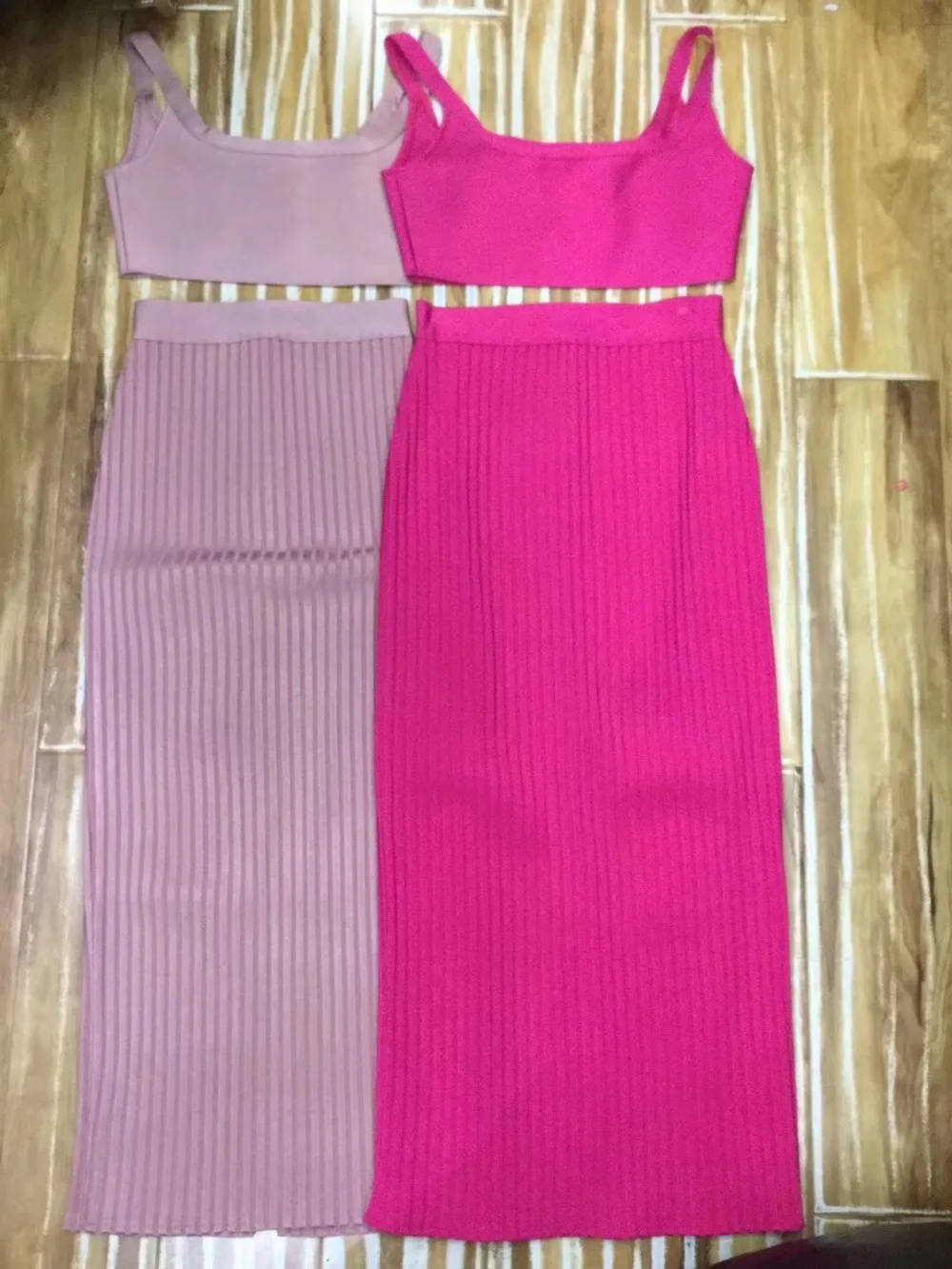 Women Mid-Calf two-piece dress 2019 New Slash neck Spaghetti Strap Vestidos Celebrity evening party bodycon bandage dresses
Women Mid-Calf two-piece dress 2019 New Slash neck Spaghetti Strap Vestidos Celebrity evening party bodycon bandage dresses
