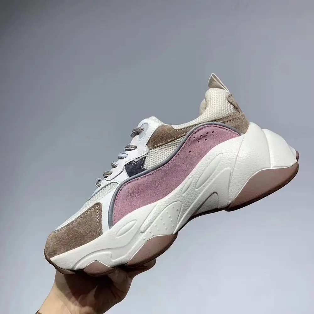 Casual White Shoes Women Platform Sneakers Reflective Fashion Brand Ladies footware Real Leather Dad Chunky Sneaker Thick Bottom
Casual White Shoes Women Platform Sneakers Reflective Fashion Brand Ladies footware Real Leather Dad Chunky Sneaker Thick Bottom