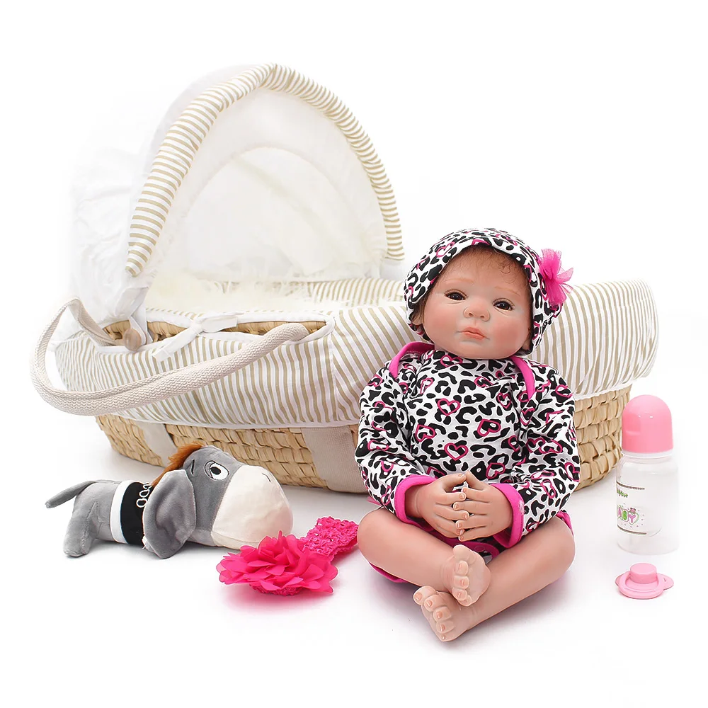 Latest design fascinating eyes 49cm Silicone Reborn Super Baby True touch Lifelike Baby Bonecas kit diy Doll Bebe Reborn Brinque
Latest design fascinating eyes 49cm Silicone Reborn Super Baby True touch Lifelike Baby Bonecas kit diy Doll Bebe Reborn Brinque