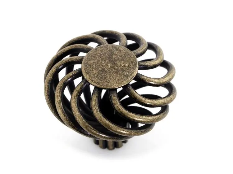 10Pcs/European style Furniture Drawer Pull Handle Antique Birdcage Iron Material ( D:45MM H:40MM )
10Pcs/European style Furniture Drawer Pull Handle Antique Birdcage Iron Material ( D:45MM H:40MM )