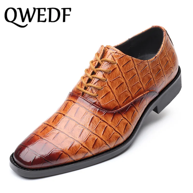Men's Wedding Party Shoes British Style Man Formal Dress Shoes Wedding Oxfords Pointed Toe Brogues shoes erkek ayakkabi A2-27
Men's Wedding Party Shoes British Style Man Formal Dress Shoes Wedding Oxfords Pointed Toe Brogues shoes erkek ayakkabi A2-27