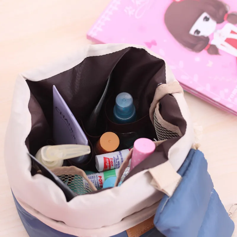 New Barrel Shaped Travel Waterproof Cosmetic Bag Drawstring Elegant Drum Wash Bags Makeup Organizer Fashion Storage Bag Women
New Barrel Shaped Travel Waterproof Cosmetic Bag Drawstring Elegant Drum Wash Bags Makeup Organizer Fashion Storage Bag Women