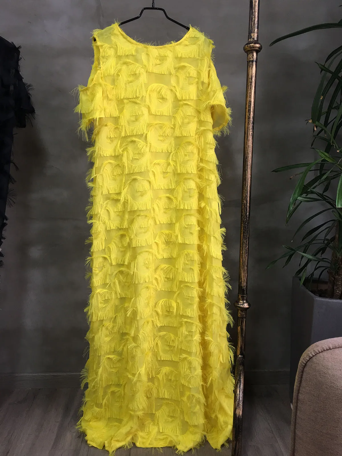African Dresses For Women New Fashion Women's Clothing O-Neck Off The Shoulder Short Sleeved Special Fur Fabric Loose Long Dress
African Dresses For Women New Fashion Women's Clothing O-Neck Off The Shoulder Short Sleeved Special Fur Fabric Loose Long Dress