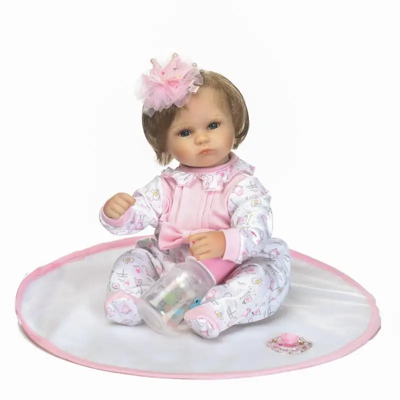 18inch 40cm Silicone Reborn Bebe Doll Sweet Reborn Baby Doll with New Fiber Hair Soft Touch Best Gifts for Children on Birthday
18inch 40cm Silicone Reborn Bebe Doll Sweet Reborn Baby Doll with New Fiber Hair Soft Touch Best Gifts for Children on Birthday