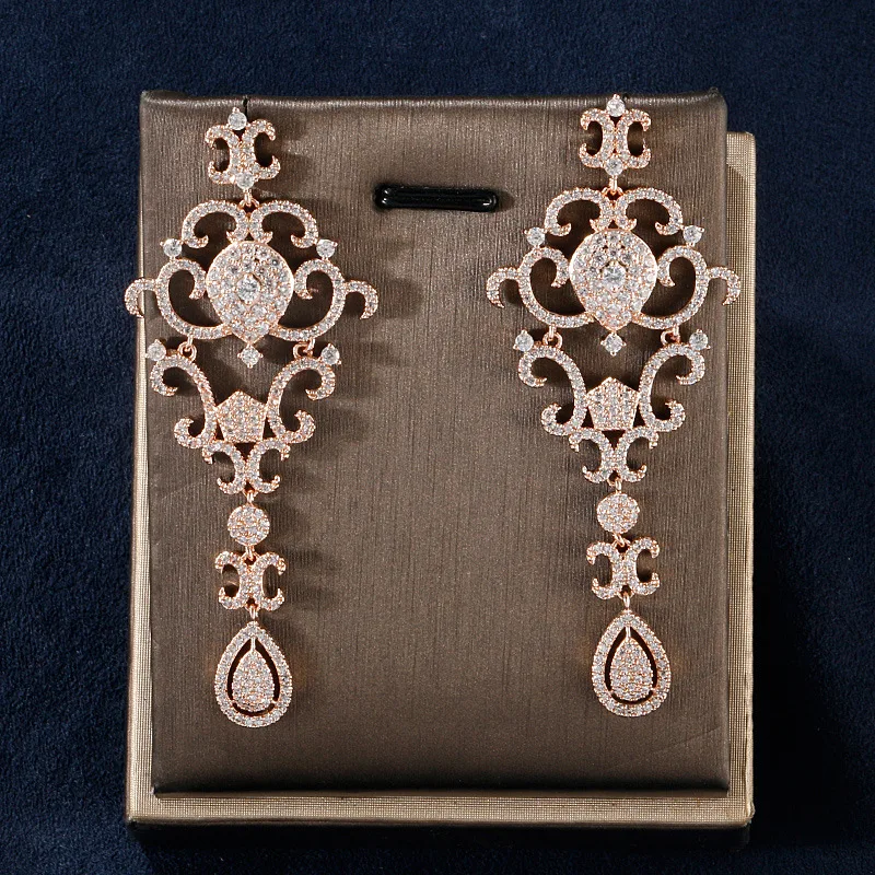 European Ethnic Lone Hollow Water Drop Temperament Earring Jewelry Full Shinning Cubic Zircon For Bride Accessories
European Ethnic Lone Hollow Water Drop Temperament Earring Jewelry Full Shinning Cubic Zircon For Bride Accessories