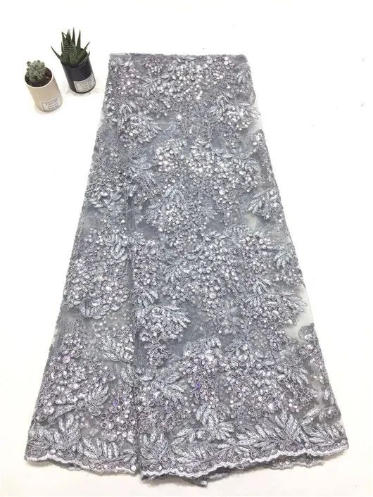 Bling styly sequins french lace fabric 5 yards per lot african net lace fabric with sequins tulle lace black
Bling styly sequins french lace fabric 5 yards per lot african net lace fabric with sequins tulle lace black