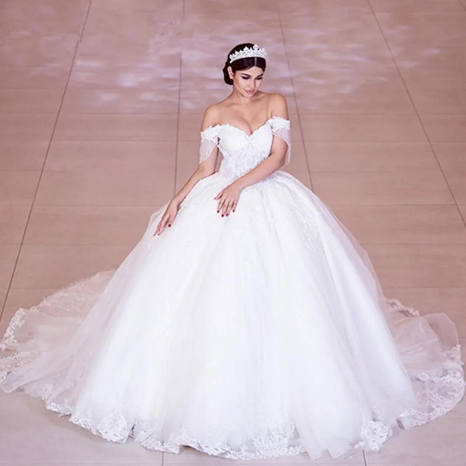Sexy Sweetheart Royal Train Ball Gown Wedding Dress 2021 Luxury Bead Cap Sleeve Lace Up Princess Wedding Gowns Vestidos De Novia
Sexy Sweetheart Royal Train Ball Gown Wedding Dress 2021 Luxury Bead Cap Sleeve Lace Up Princess Wedding Gowns Vestidos De Novia