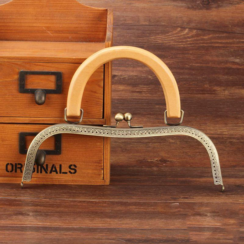 26 cm nature wood handle M shape DIY women clutch bag metal clasp big size purse frame bag handbag Accessories Bag Handle
26 cm nature wood handle M shape DIY women clutch bag metal clasp big size purse frame bag handbag Accessories Bag Handle