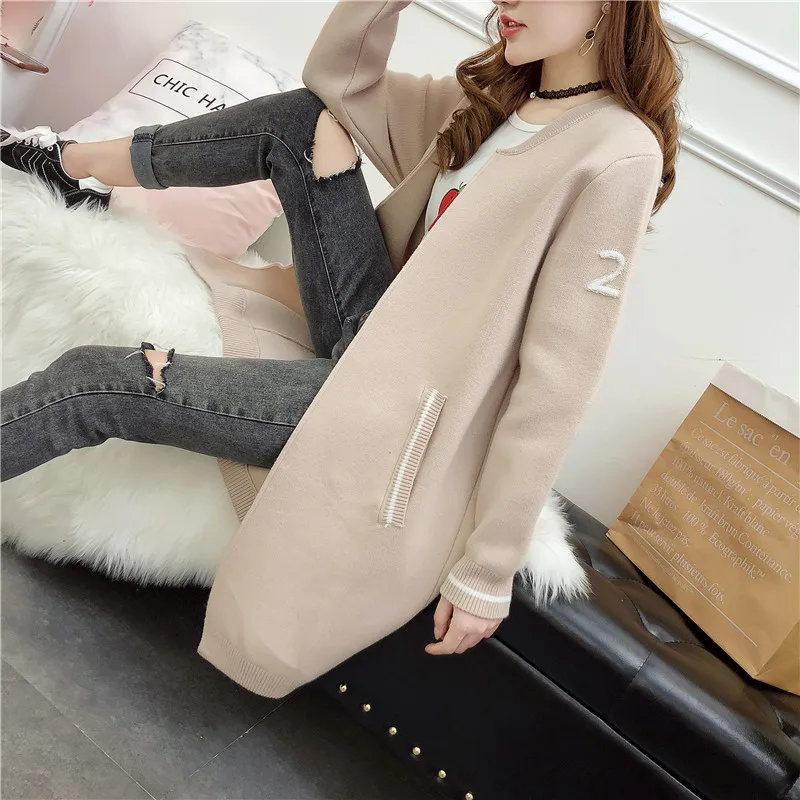 2019 Autumn And Winter Suit-dress New Pattern Cardigan Knitting Unlined Upper Garment Korean Embroidery Joker Long Loose Coat
2019 Autumn And Winter Suit-dress New Pattern Cardigan Knitting Unlined Upper Garment Korean Embroidery Joker Long Loose Coat