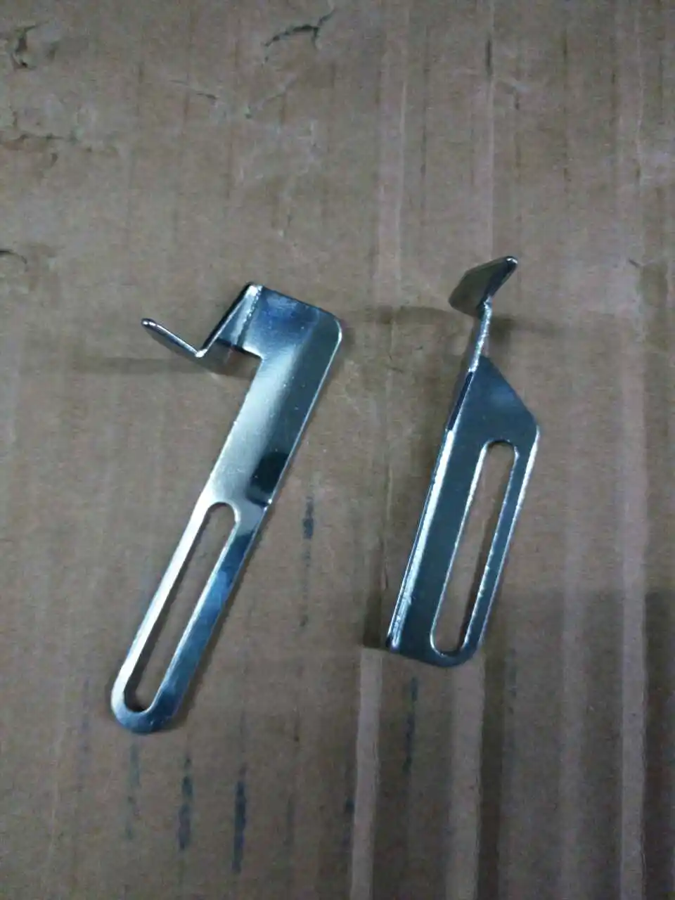 For YAMATO VC2700 guide ,sewing parts number 3101101 and 3101100
For YAMATO VC2700 guide ,sewing parts number 3101101 and 3101100