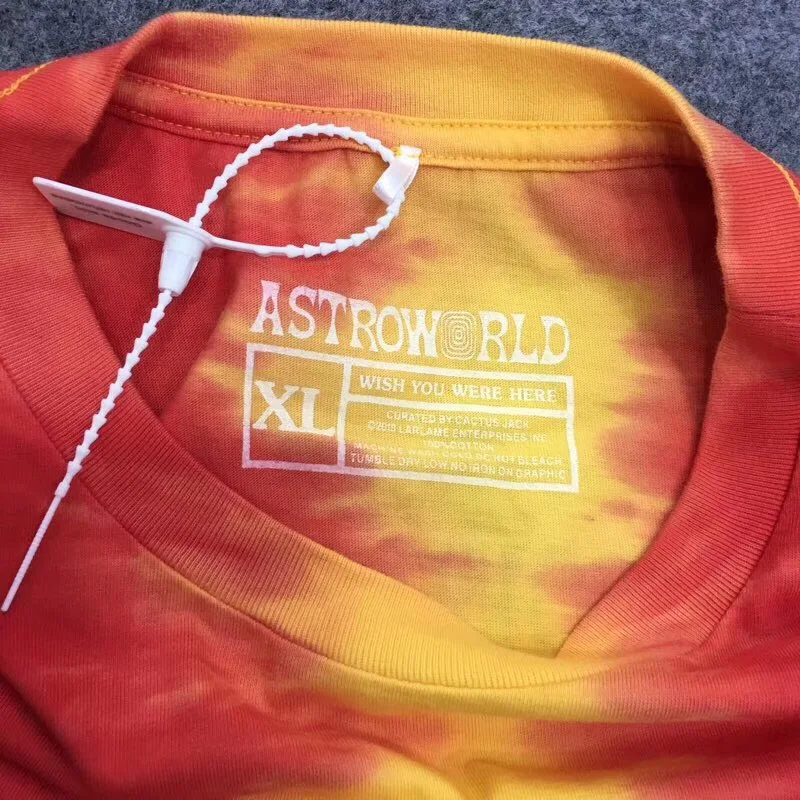 2019 new top ASTROWORLD TRAVIS SCOTT t-shirts Travis Scott kanye west Festival Run Tie Dye Tee Men Women Summer Style
2019 new top ASTROWORLD TRAVIS SCOTT t-shirts Travis Scott kanye west Festival Run Tie Dye Tee Men Women Summer Style