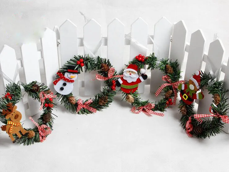 Jubilee Christmas Christmas general decoration little Wreath Christmas Snowman Santa Claus PVC flower ornament gifts
Jubilee Christmas Christmas general decoration little Wreath Christmas Snowman Santa Claus PVC flower ornament gifts