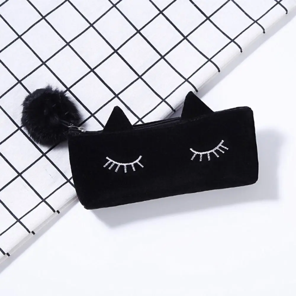 1 Pcs Portable Cartoon Cat Zipper Cosmetic Bag Soft Velvet Women Girls Makeup Storage Package Bag Toiletry Storage Pouch Bag
1 Pcs Portable Cartoon Cat Zipper Cosmetic Bag Soft Velvet Women Girls Makeup Storage Package Bag Toiletry Storage Pouch Bag