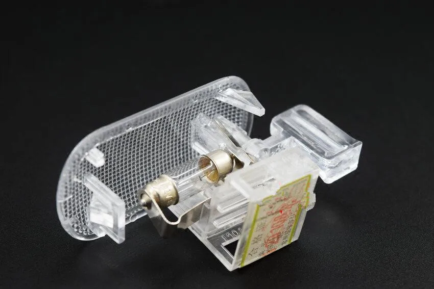 Interior Glove Box Light Storage Compartment Lamp for vw Bora Golf 4 MK4 caddy touran skoda Fabia octavia 1J0947301 
Interior Glove Box Light Storage Compartment Lamp for vw Bora Golf 4 MK4 caddy touran skoda Fabia octavia 1J0947301