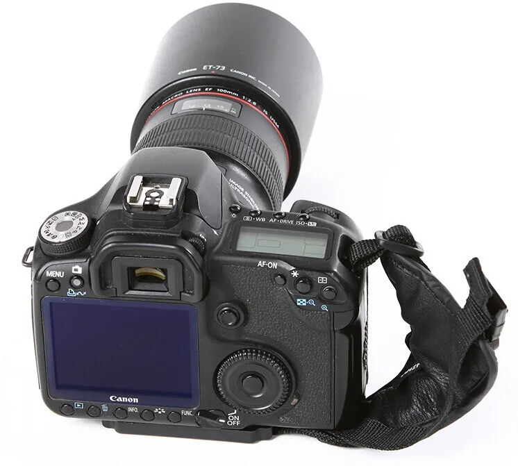 Camera wrist strap Triangle Leather Hand Grip Strap Universal f Nik&n D5000 D700 D300 D800 D90 D80
Camera wrist strap Triangle Leather Hand Grip Strap Universal f Nik&n D5000 D700 D300 D800 D90 D80