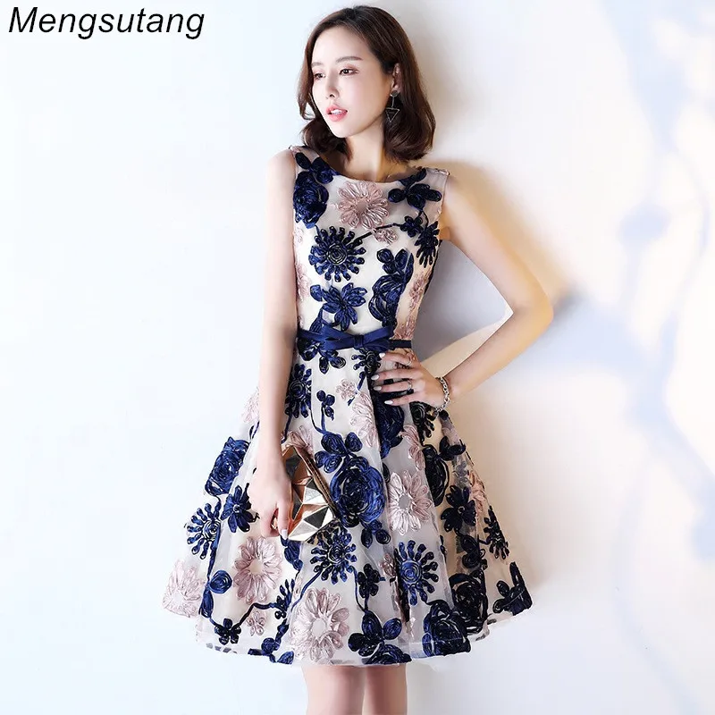 Robe de soiree New Sexy Scoop Embroidery Short Prom Dresses Evening Dresses Lace Up Vestido De Festa Party Dresses Prom Gown
Robe de soiree New Sexy Scoop Embroidery Short Prom Dresses Evening Dresses Lace Up Vestido De Festa Party Dresses Prom Gown