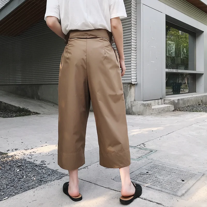 Summer new style drawstring design pleated high waist leisure trousers men's straight tube wide leg pants
Summer new style drawstring design pleated high waist leisure trousers men's straight tube wide leg pants