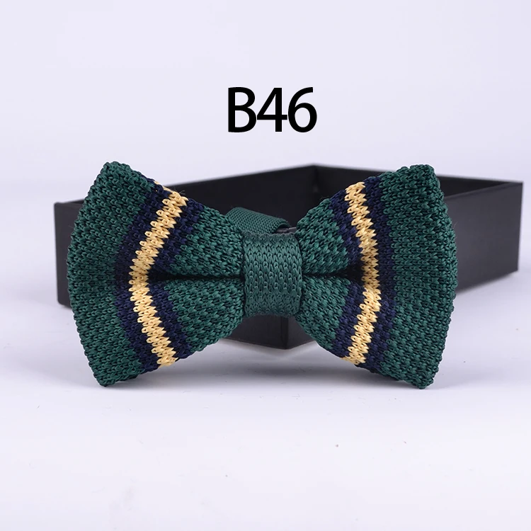 Stylish Knitted Bowtie Fashion Army Green with Beige White Striped Butterfly Adult Bowties Knit Men Tie For Party
Stylish Knitted Bowtie Fashion Army Green with Beige White Striped Butterfly Adult Bowties Knit Men Tie For Party