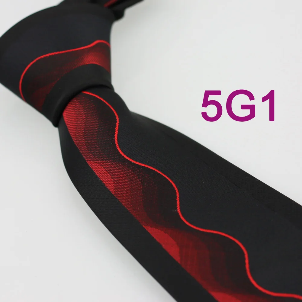 Мужские галстуки Coachella черные/темно-красные двухцветные из микрофибры в полоску S