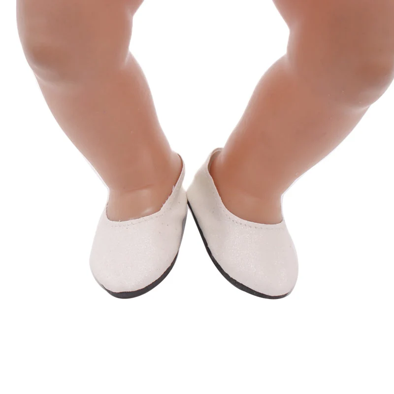 Simple shimmering flats in 6 colors are available with accessories for 43-cm baby dolls and 18-inch girl dolls shoes g86-g91
Simple shimmering flats in 6 colors are available with accessories for 43-cm baby dolls and 18-inch girl dolls shoes g86-g91