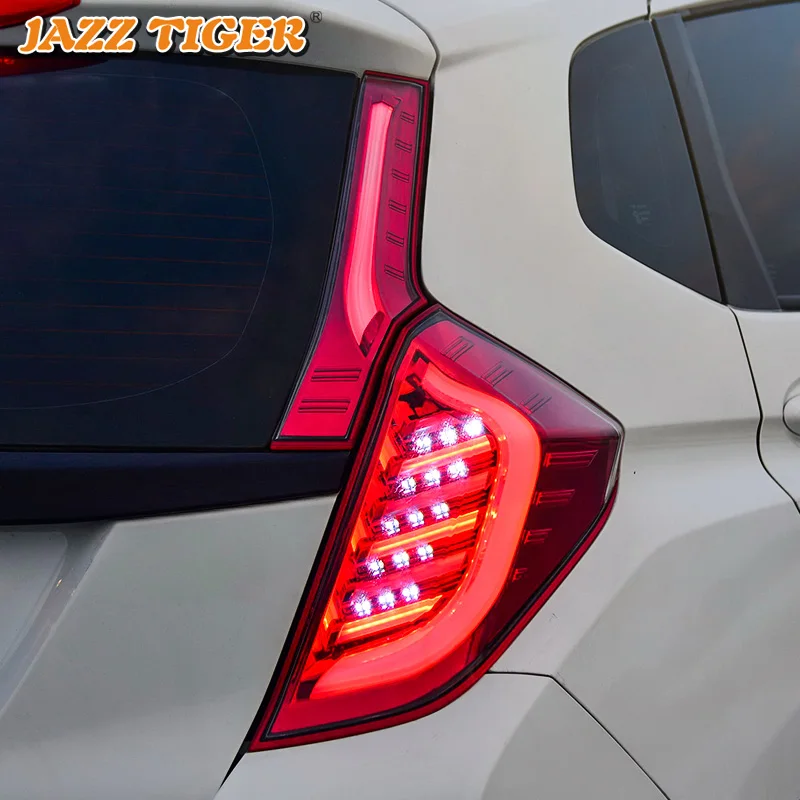 Car Styling For Honda Fit Jazz 2014~2018 LED Tail Light Tailight turn signal + Brake Light + Fog Lamp + Reversing light
Car Styling For Honda Fit Jazz 2014~2018 LED Tail Light Tailight turn signal + Brake Light + Fog Lamp + Reversing light