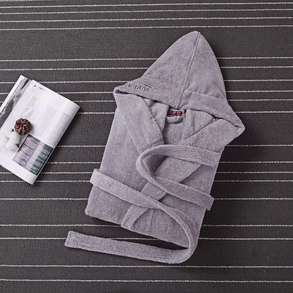 Big Size Cotton Bathrobe Winter Hooded big size Thick warm Winter Dressing Gown Long Robe Wedding Robe
Big Size Cotton Bathrobe Winter Hooded big size Thick warm Winter Dressing Gown Long Robe Wedding Robe