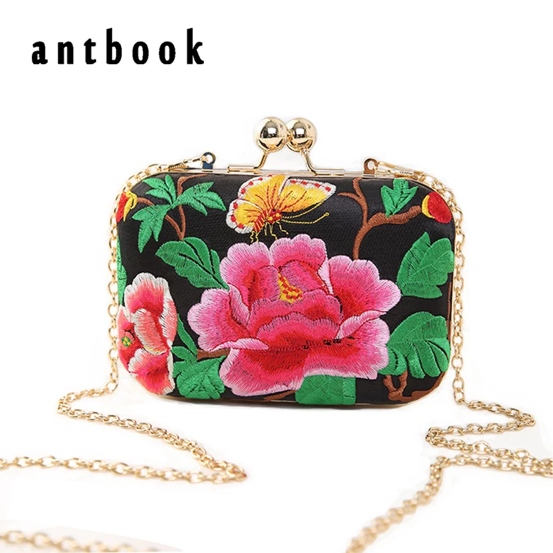New 2019 Embroidery Handbags Vintage Clutch Bags National Evening Bag Girls Chain Small Shoulder Messenger Bag Bolsa Feminina
New 2019 Embroidery Handbags Vintage Clutch Bags National Evening Bag Girls Chain Small Shoulder Messenger Bag Bolsa Feminina