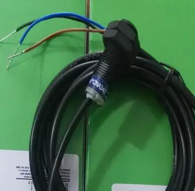 Free Shipping 2pcs/LOT New Switch XS4P12NA340 three wire NPN normally open inductive sensor
Free Shipping 2pcs/LOT New Switch XS4P12NA340 three wire NPN normally open inductive sensor