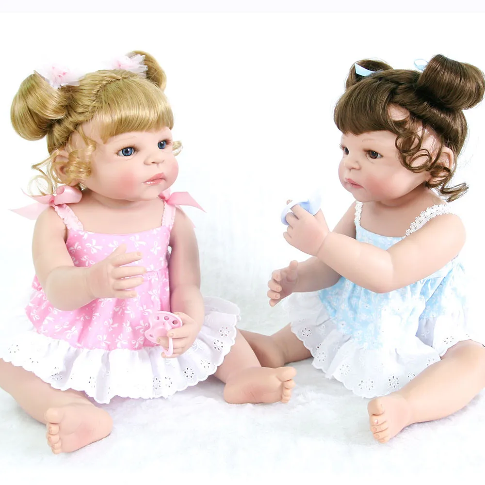 2018 New 55cm Realistic Bebe Reborn Doll Reborn Babies Silicone Lifelike Baby Dolls in blue/pink dress Kids Growth Partners gift
2018 New 55cm Realistic Bebe Reborn Doll Reborn Babies Silicone Lifelike Baby Dolls in blue/pink dress Kids Growth Partners gift