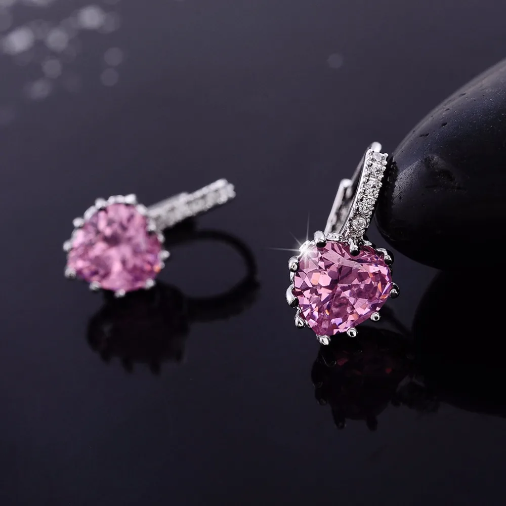 Hot Sales Women's Luxury Crystal Zircon Heart Shaped Studs Earrings For Women 925 Silver Geometry Earring Bijoux
Hot Sales Women's Luxury Crystal Zircon Heart Shaped Studs Earrings For Women 925 Silver Geometry Earring Bijoux