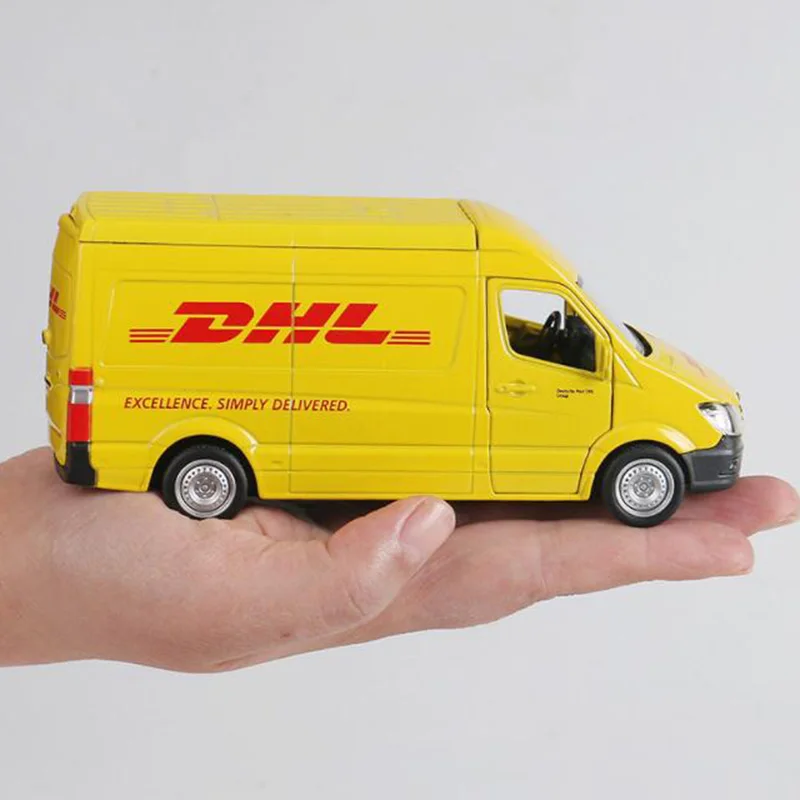 15CM 1/36 Scale Toy Car Metal Large Alloy Commerical Vehicle Express DHL Pull Back Diecasts Truck Model F Children Collection
15CM 1/36 Scale Toy Car Metal Large Alloy Commerical Vehicle Express DHL Pull Back Diecasts Truck Model F Children Collection