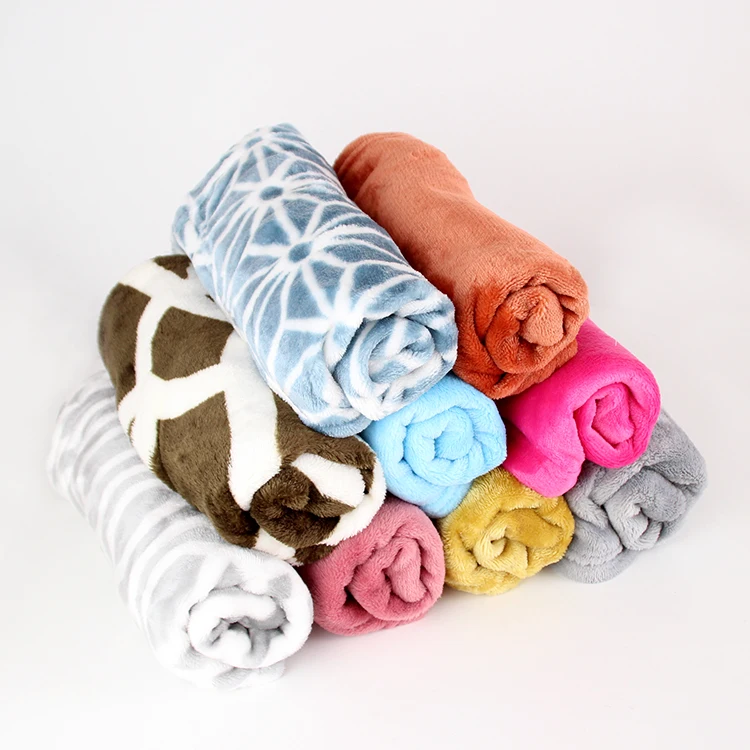 3pcs/bag Pet blanket coral velvet dog quilts winter thickened warm seasons universal cat dog blankets cat kennel pad Pet towel
3pcs/bag Pet blanket coral velvet dog quilts winter thickened warm seasons universal cat dog blankets cat kennel pad Pet towel
