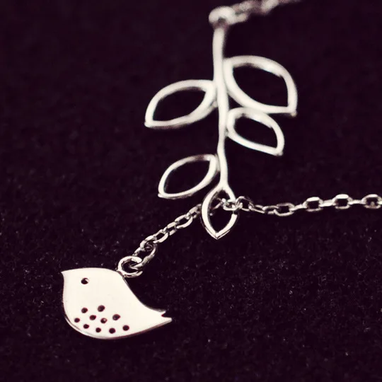 Daisies New Pure Silver Lovely Bird Leaves Design Charm Pendant Necklace Real 925 Sterling Silver Chain Statement Jewelry 1pc
Daisies New Pure Silver Lovely Bird Leaves Design Charm Pendant Necklace Real 925 Sterling Silver Chain Statement Jewelry 1pc