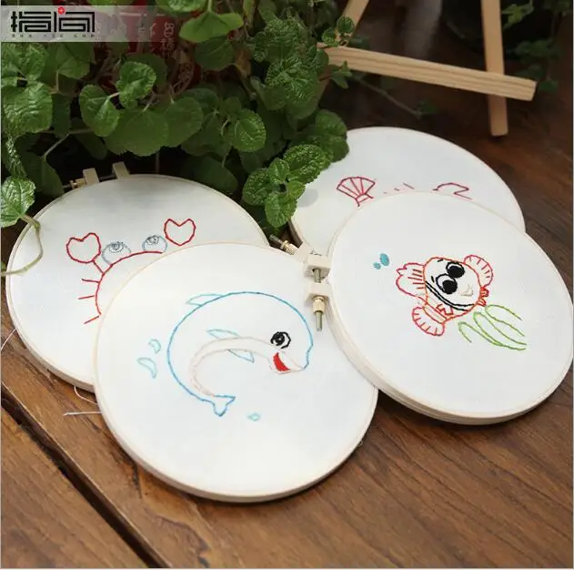 16.5x16.5cm Cartoon animation Ribbon embroidery kit flowers small pictures fabric embroidery needlework home decoration
16.5x16.5cm Cartoon animation Ribbon embroidery kit flowers small pictures fabric embroidery needlework home decoration