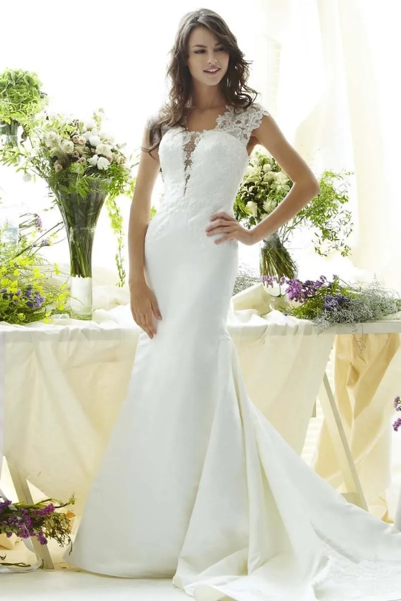 Sexy V neck applique cap sleeve ivory white satin Mermaid Wedding Dresses 2015 beads lace ruched button court train Bridal Gowns
Sexy V neck applique cap sleeve ivory white satin Mermaid Wedding Dresses 2015 beads lace ruched button court train Bridal Gowns