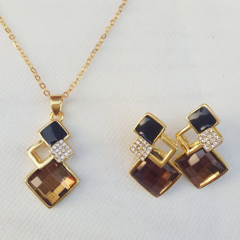 2018 Fashion Brand Square Geometry Jewelry Sets Pandent Necklace Stud Earrings Crystal Magic Space Jewelry Set For Women
2018 Fashion Brand Square Geometry Jewelry Sets Pandent Necklace Stud Earrings Crystal Magic Space Jewelry Set For Women