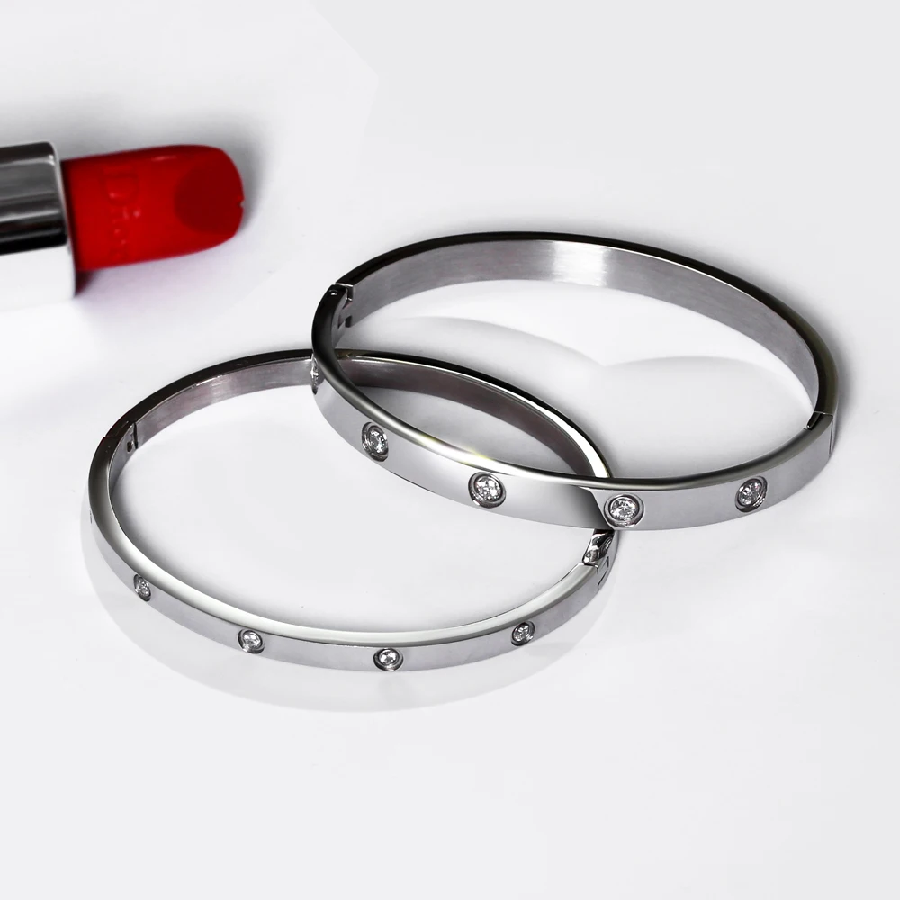 Newest Beatiful Bracelets for couples Stainless steel Bangle woman and man fashion Jewelry Free drop shipping
Newest Beatiful Bracelets for couples Stainless steel Bangle woman and man fashion Jewelry Free drop shipping