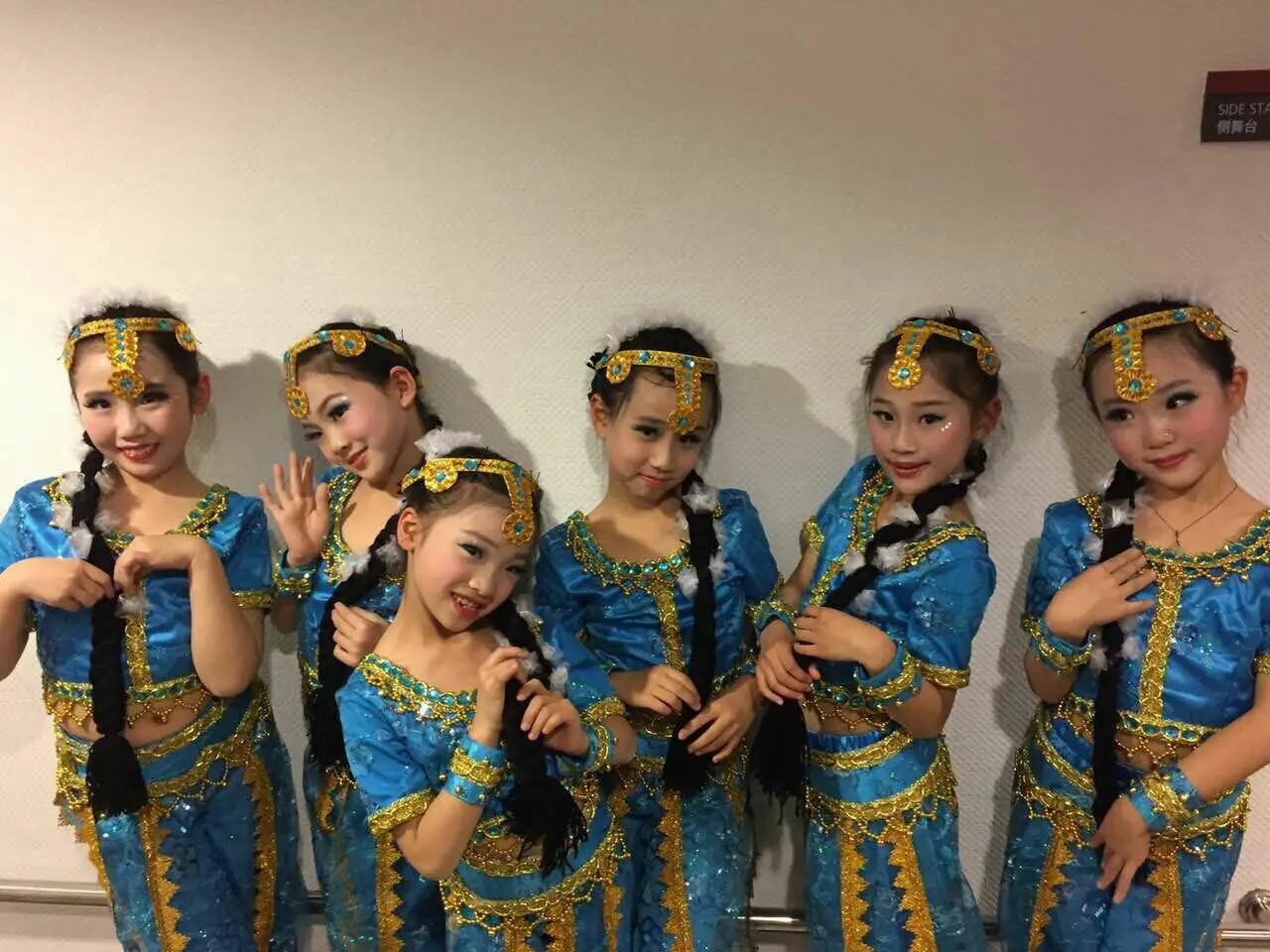 girls indian wear bollywood dance costumes oriental dance costumes for kids girls egyptian tribal clothes belly dance costumes
girls indian wear bollywood dance costumes oriental dance costumes for kids girls egyptian tribal clothes belly dance costumes