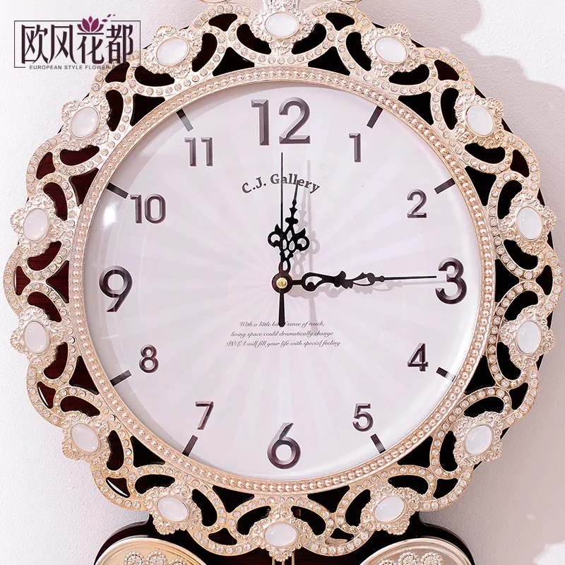 Large European pastoral living room wall clock pendulum clock antique retro fashion watch quartz clock
Large European pastoral living room wall clock pendulum clock antique retro fashion watch quartz clock