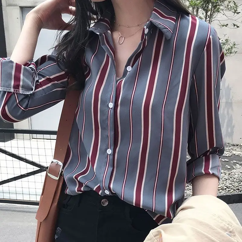 Clothes Woman Vintage Woman's shirt Long Sleeve Casual Blouse Temperament Striped Print Loose Turn-down Collar Tops
Clothes Woman Vintage Woman's shirt Long Sleeve Casual Blouse Temperament Striped Print Loose Turn-down Collar Tops