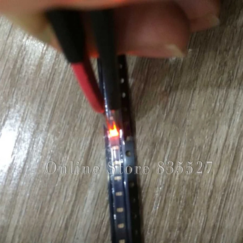 100 шт./лот 1608 0603 оранжевые светодиоды, Оригинальная лампа EVERLIGHT 19-21SOC с низким ярким индикатором
100 шт./лот 1608 0603 оранжевые светодиоды, Оригинальная лампа EVERLIGHT 19-21SOC с низким ярким индикатором