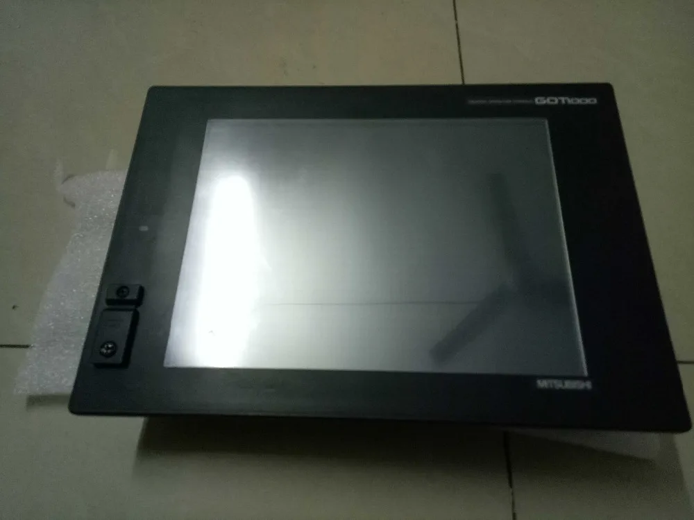 Touch screen GT1575-VTBA , Used one , 90% appearance new , 3 months warranty , fastly shipping , welcome to inquiry
Touch screen GT1575-VTBA , Used one , 90% appearance new , 3 months warranty , fastly shipping , welcome to inquiry
