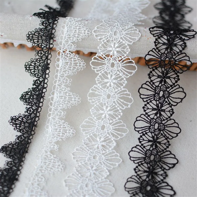 1 Meter White and Black Color Lace DIY bow knot hair clothes ornaments accessories high quality lace for necklace DIY
1 Meter White and Black Color Lace DIY bow knot hair clothes ornaments accessories high quality lace for necklace DIY