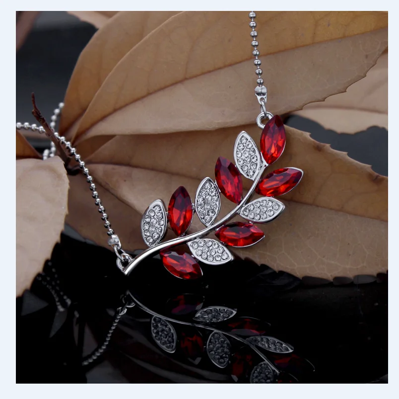 Austrian Crystal Leaf Feather Olive branch pendant Necklace fashion jewelry party dropshipping quality charms gifts lovers
Austrian Crystal Leaf Feather Olive branch pendant Necklace fashion jewelry party dropshipping quality charms gifts lovers