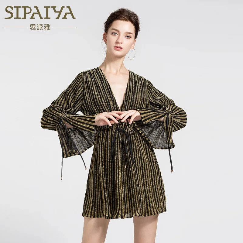 New 2018 edition leisure loose stripe jumpsuits shorts female draw string long-sleeved high waist clothes they sound
New 2018 edition leisure loose stripe jumpsuits shorts female draw string long-sleeved high waist clothes they sound