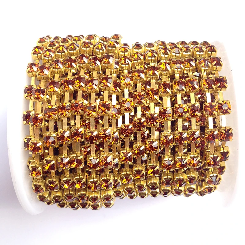 10 yards/roll Crystal Rhinestnes Chain Coffee Color SS6 to SS38 Gold Base DIY Beauty Accessories
10 yards/roll Crystal Rhinestnes Chain Coffee Color SS6 to SS38 Gold Base DIY Beauty Accessories