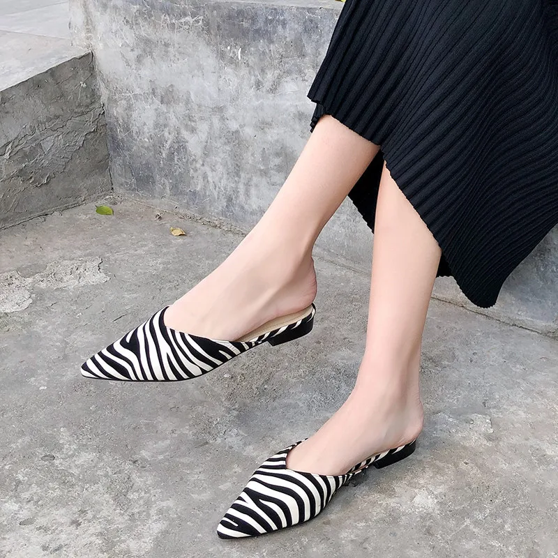 MORAZORA 2021 top quality women slipper genuine leather shoes pointed toe summer shoes comfortable low heels prom shoes woman
MORAZORA 2021 top quality women slipper genuine leather shoes pointed toe summer shoes comfortable low heels prom shoes woman