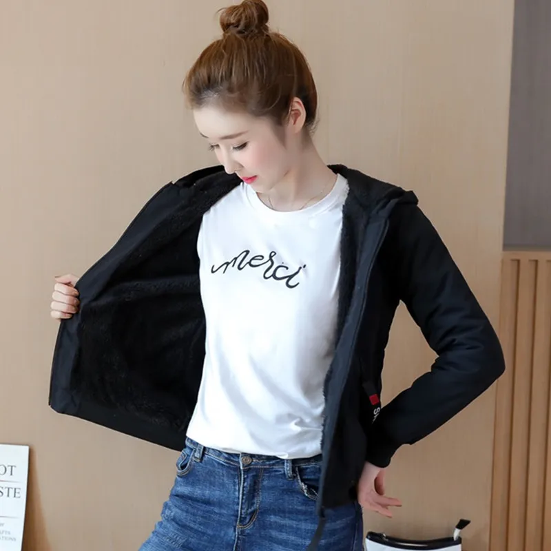 UHYTGF Spring parkas woman Fashion plus velvet warm jacket Loose plus size Cotton outerwear Hooded Casual short parka coats 1515
UHYTGF Spring parkas woman Fashion plus velvet warm jacket Loose plus size Cotton outerwear Hooded Casual short parka coats 1515